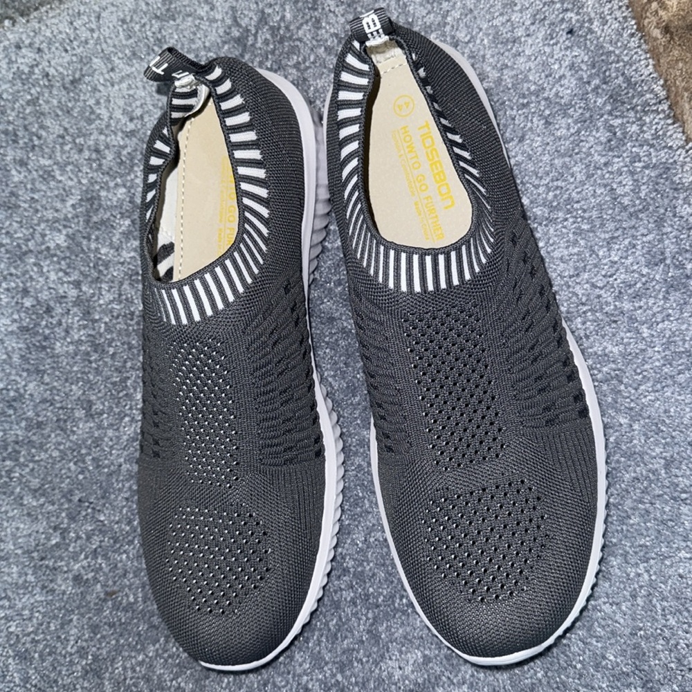 Gray Sneakers for Everyday Comfort